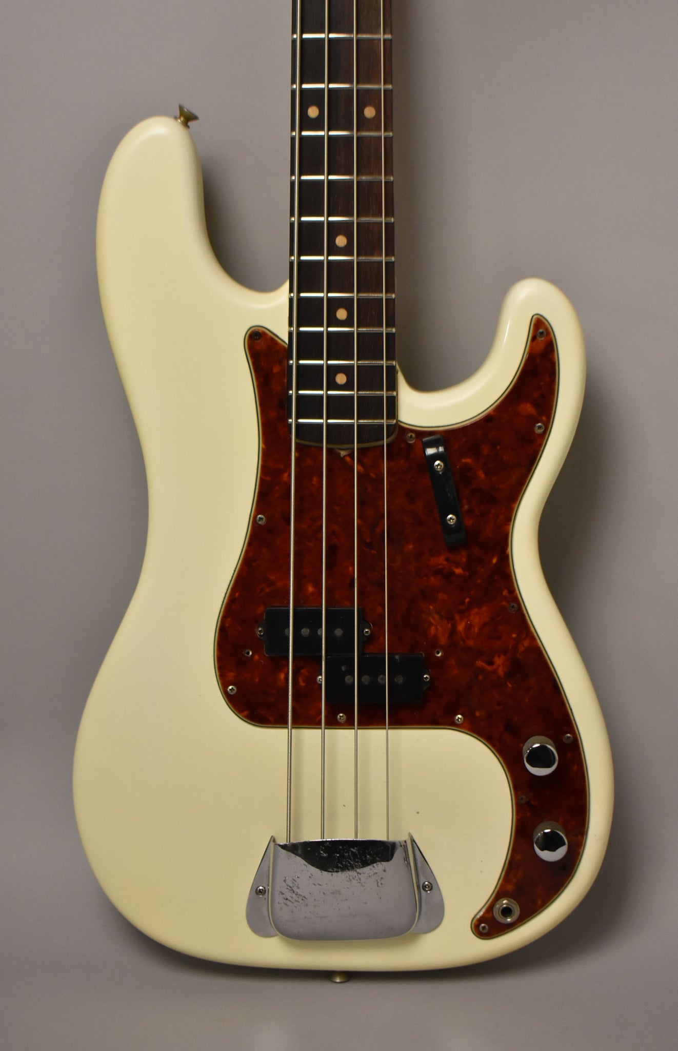Fender Collection 1963 Fender Precision Bass Olympic White Refin Pre-CBS w/HSC – Imperial ...