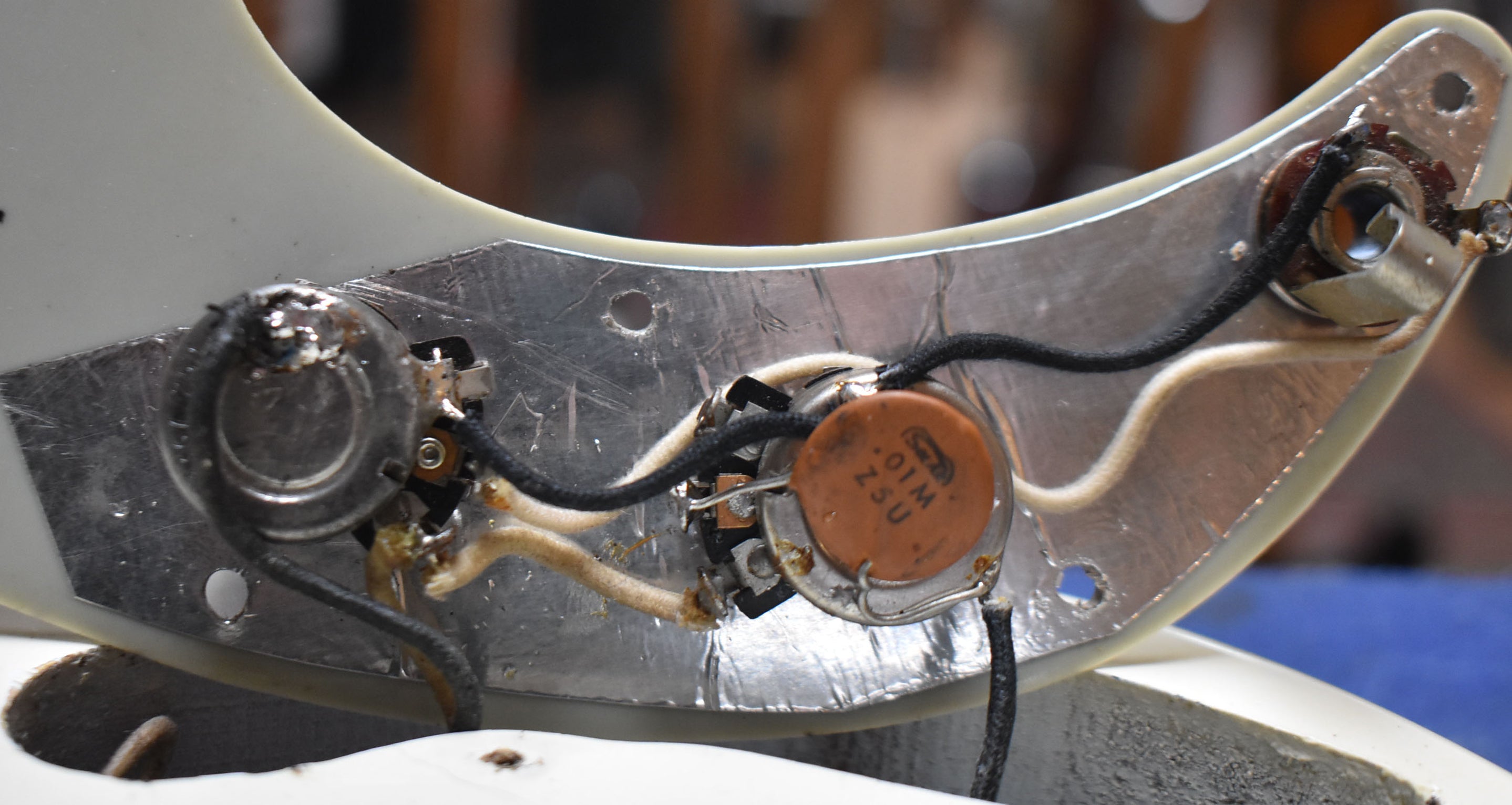 1963 Fender Precision Bass Olympic White Refin Pre-CBS w/HSC – Imperial ...