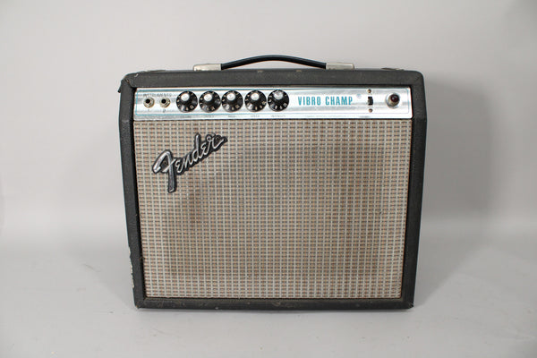 1971-Fender-Vibro-Champ-Silverface-1