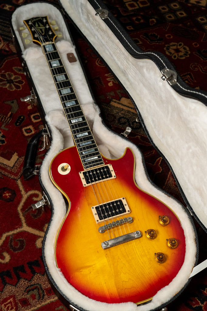 1971-Gibson-Les-Paul-Custom-Sunburst-San-Diego