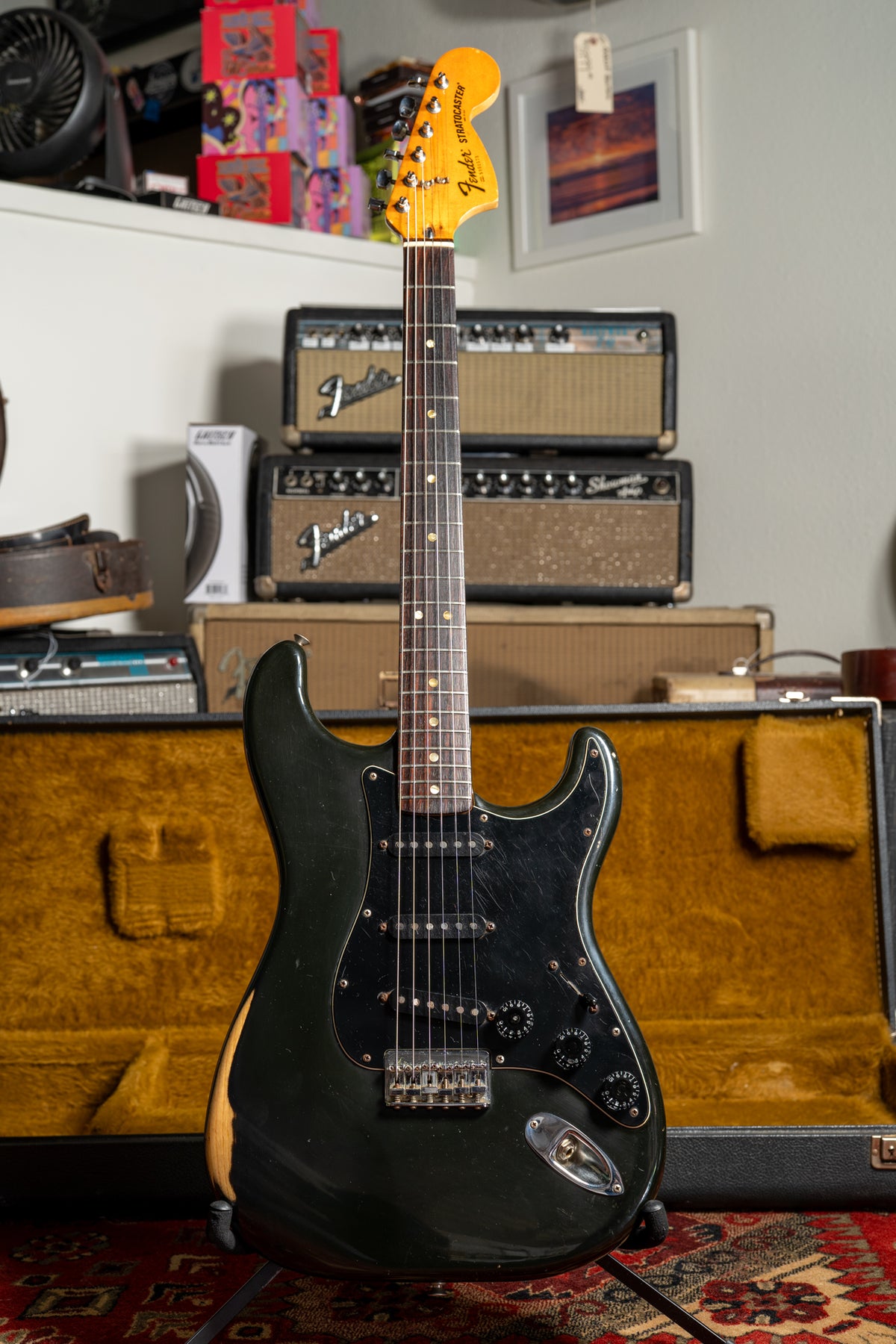 1979 Fender Stratocaster Hardtail Black Finish 7 lbs 15 oz w/HSC