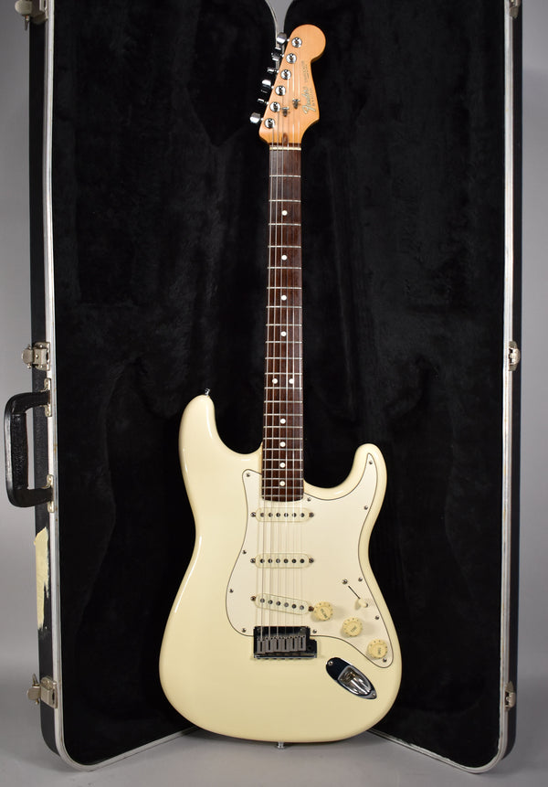 1988-Fender-American-Standard-Stratocaster-Olympic-White-Sell-Your-Guitar-Imperial-Vintage-Guitars