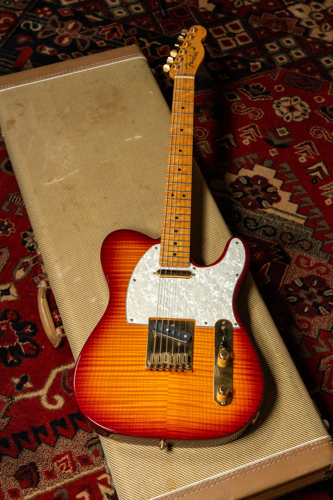 1993-fender-custom-shop-telecaster-guitar-san-diego