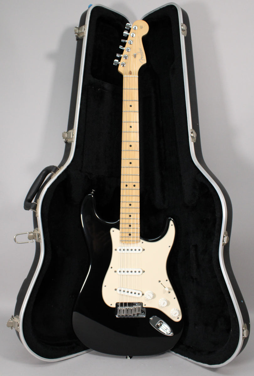 2004Fender50thAnn.StratBlack-