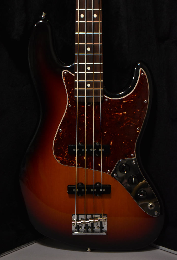 2009 Fender American Standard Jazz Bass w/HSC – Imperial Vintage