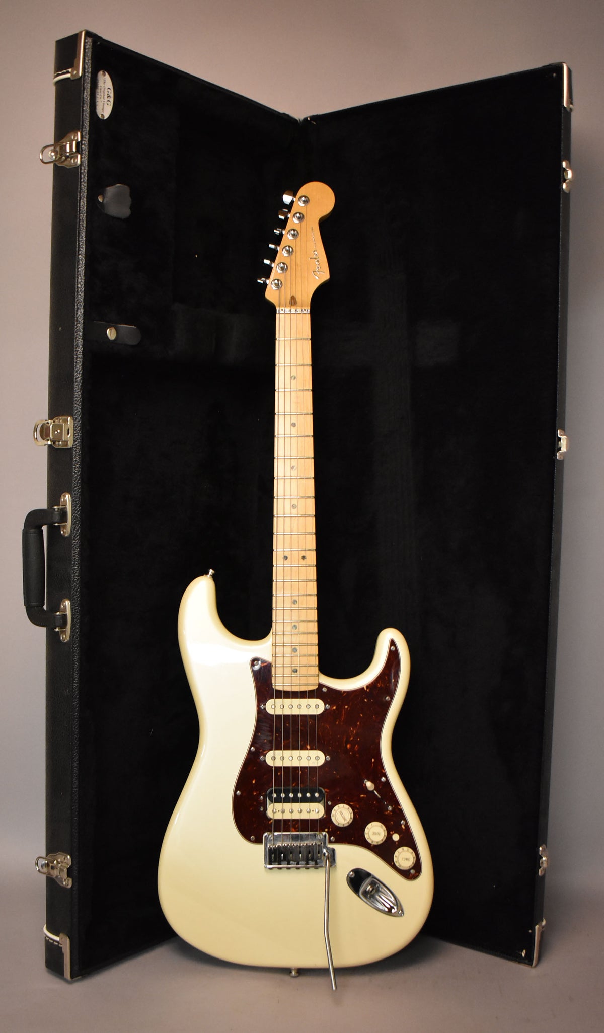 改造品Fender American Deluxe Stratocaster 2006 Fender American Deluxe Stratocaster Electric Guitar Two-Tone