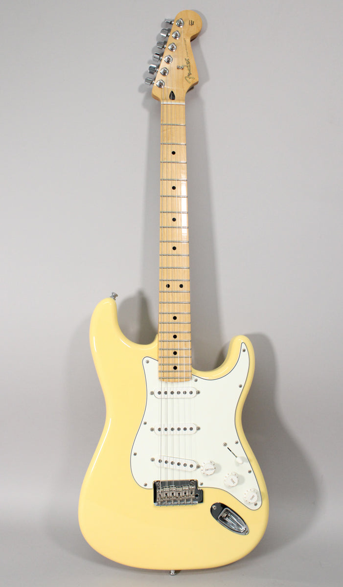 ギター Fender Player Stratocaster Buttercream Fender Player Stratocaster Buttercream エレキギター ストラト