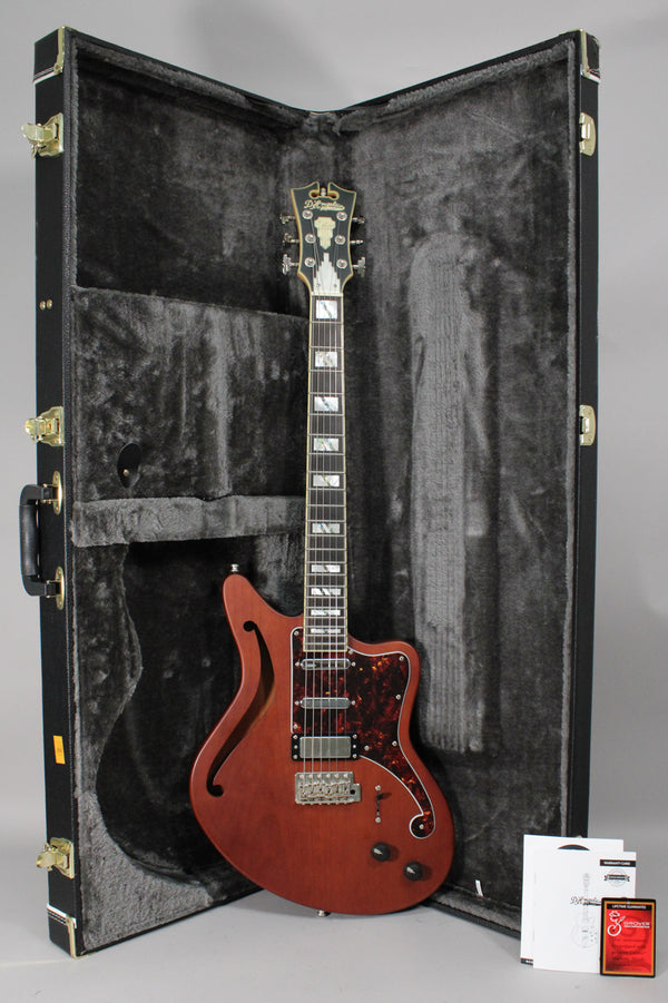 2020-D_Angelico-Deluxe-Bedford-Semi-Hollow-Walnut-1