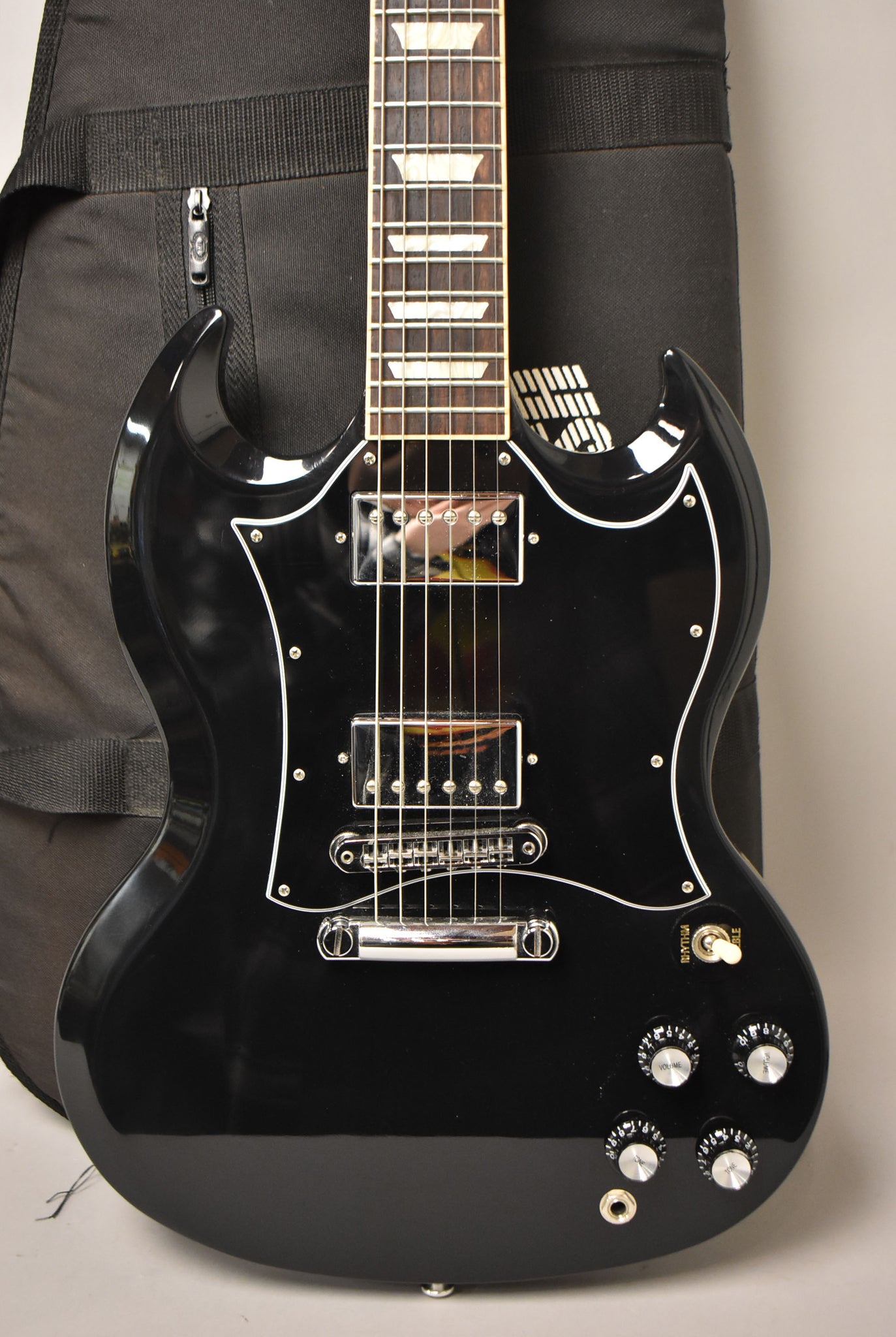 2021 Gibson USA SG Standard Ebony w/Gig Bag – Imperial Vintage Guitars