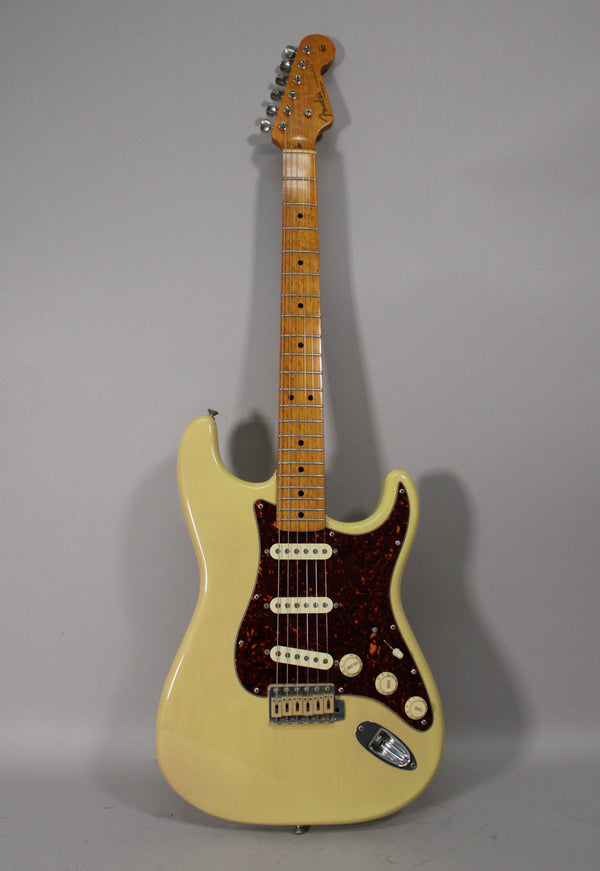 Warmoth-Partscaster-Birdseye-Maple-Neck-Vintage-Blonde-Finish