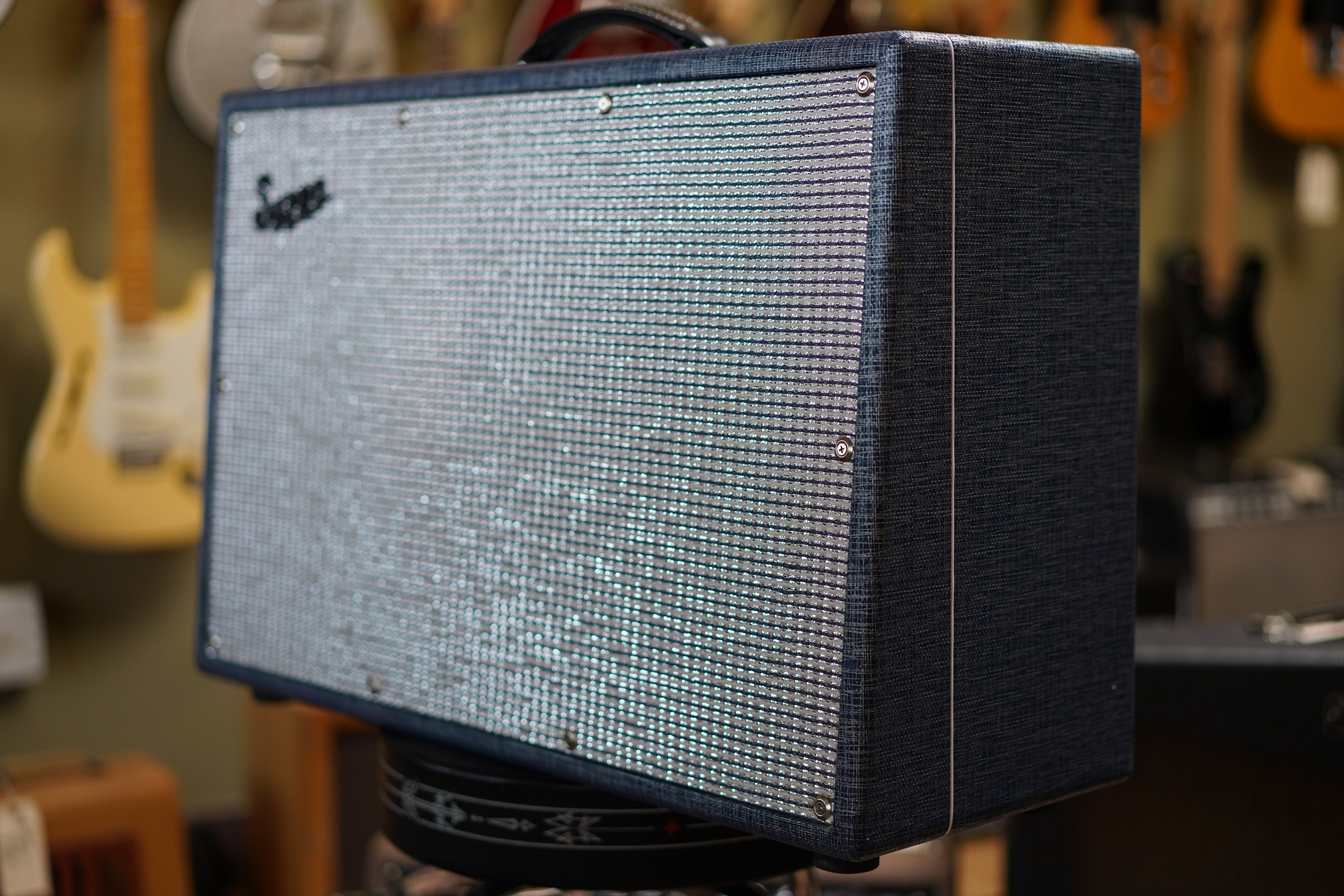 Supro 1685RT Neptune 25w 2x12