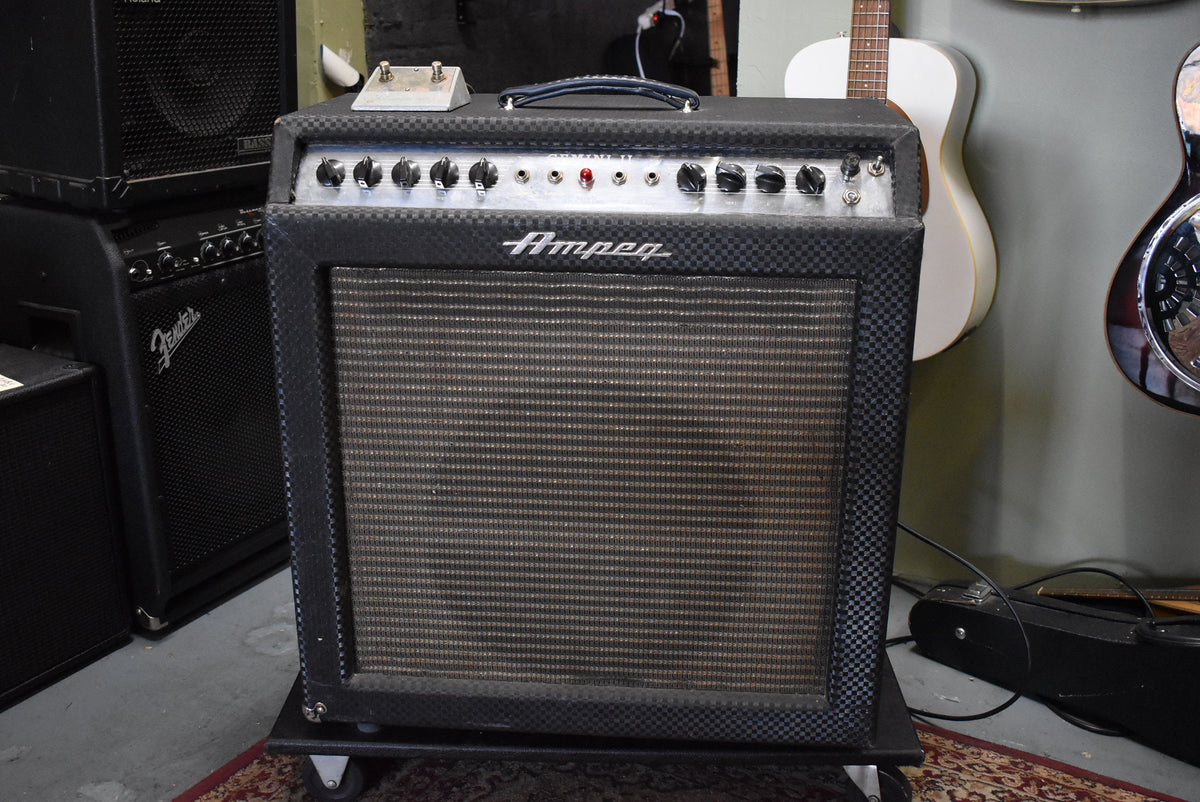 1965 Ampeg Gemini II 30w 1x15