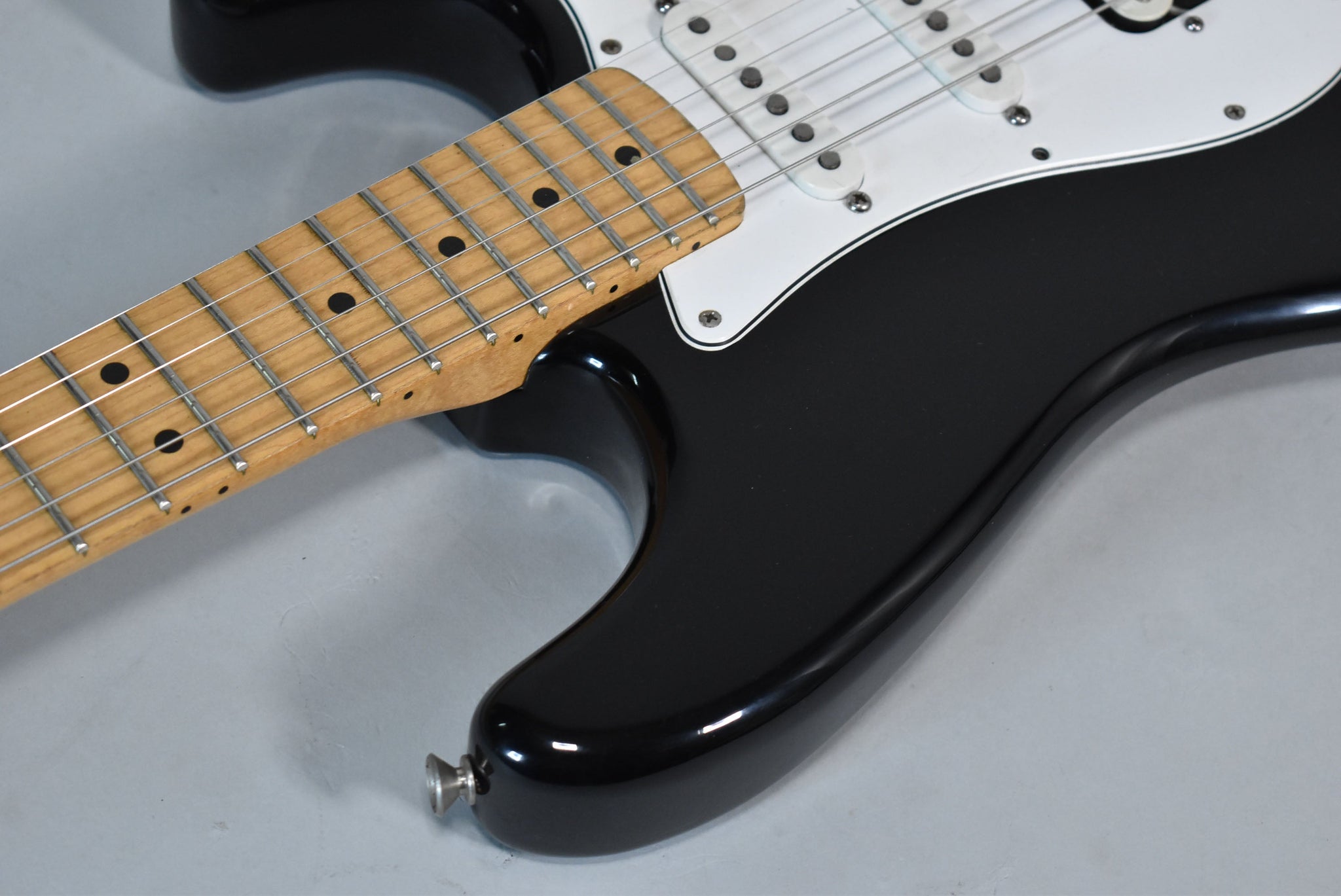 1996 Fender MIM Stratocaster HSS Black Finish Electric Guitar