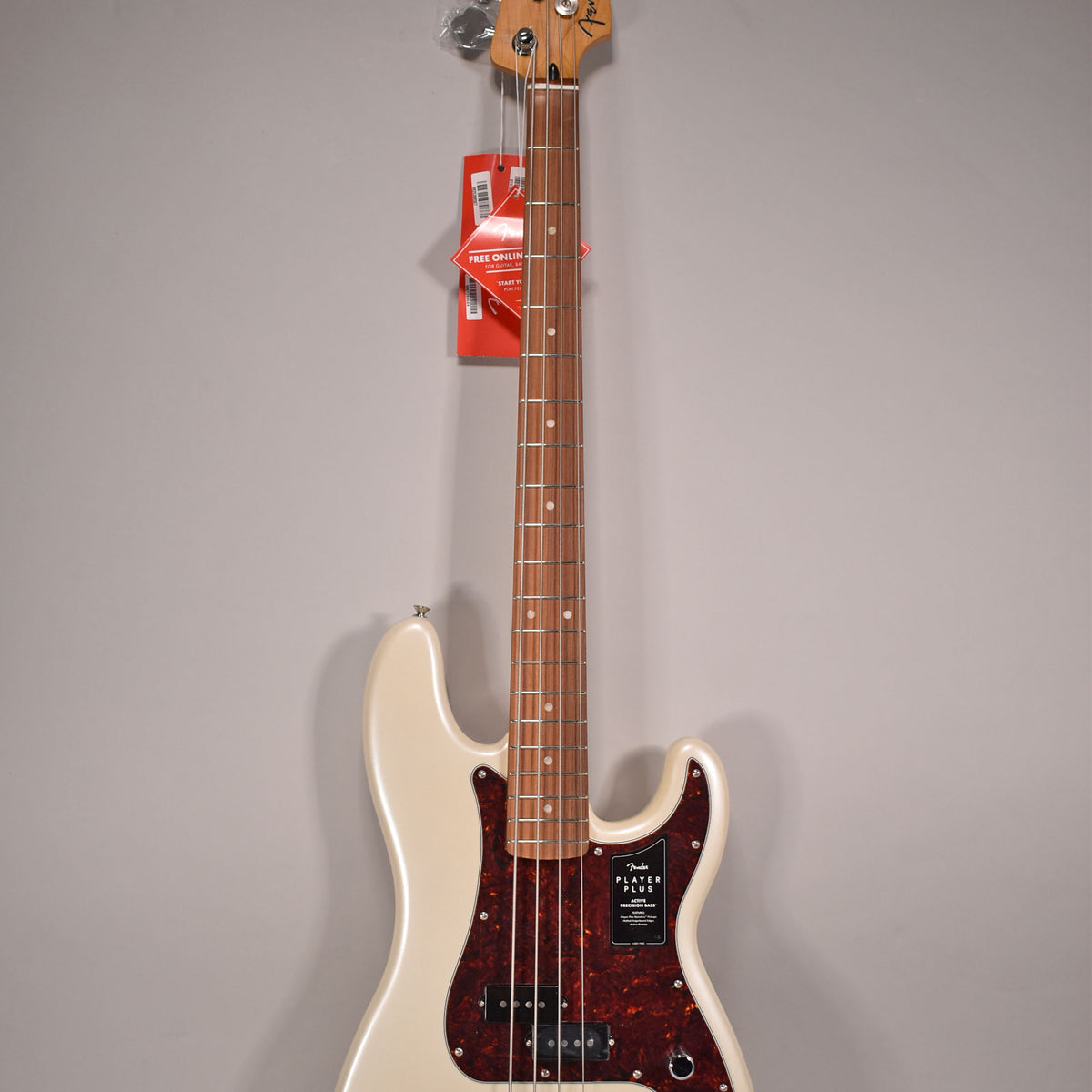 2022FenderPlayerPlusP-