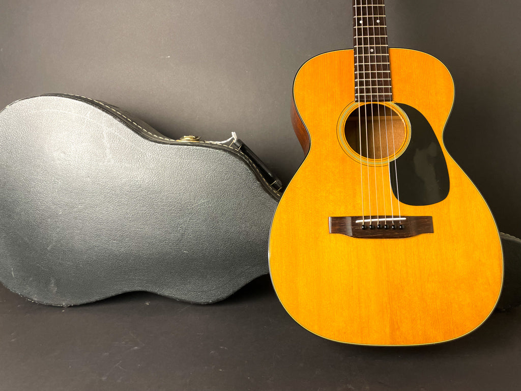 1967 Martin 0-18 Natural Finish Vintage Acoustic Guitar w/OHSC